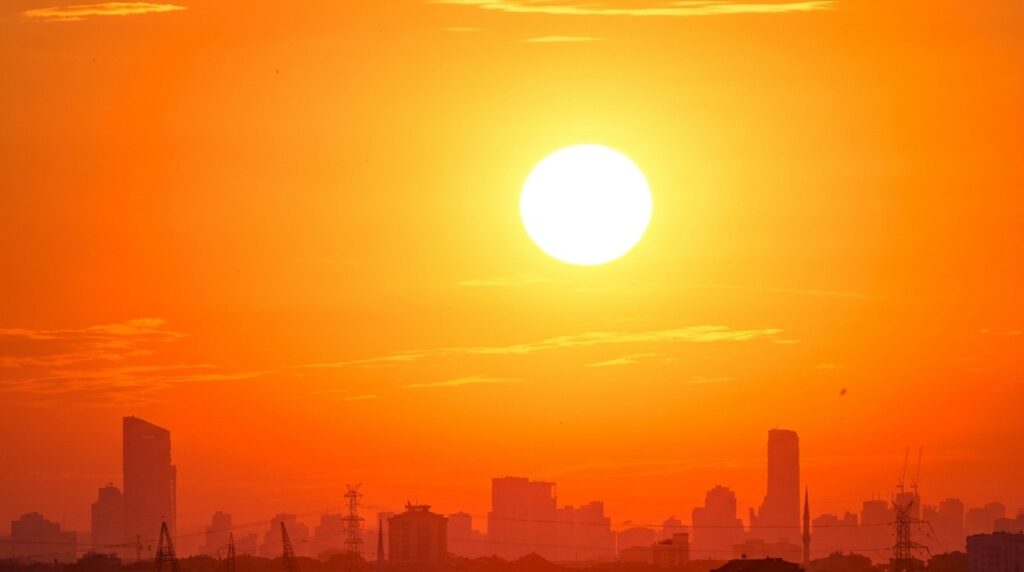 Onda de Calor no Interior de São Paulo Alerta Vermelho Pressiona Safra e Infraestrutura Energética