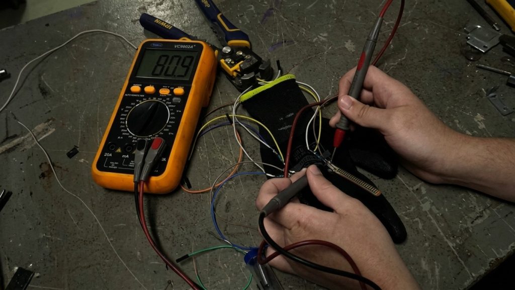 Alunos de escola pública de Piracicaba usam tecnologia para revolucionar a comunicação em Libras