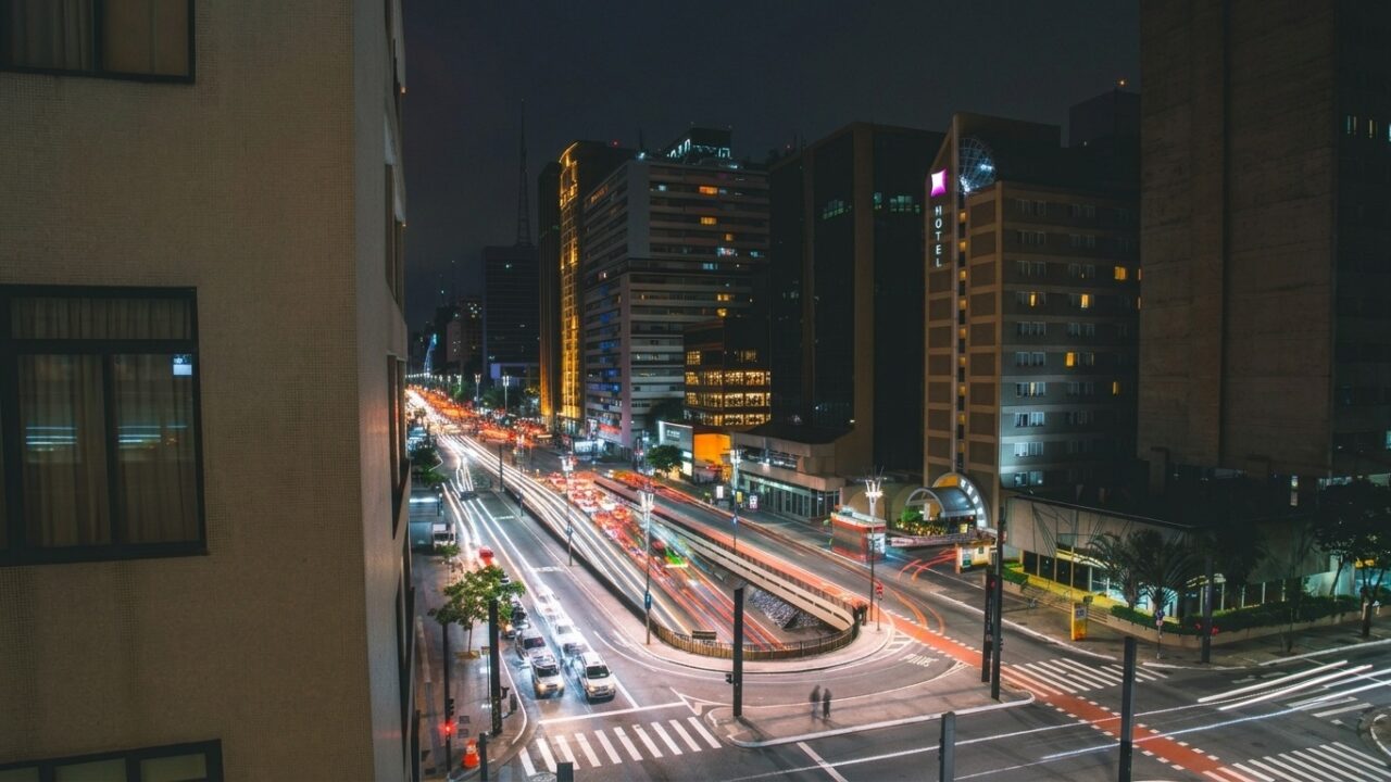 Como a infraestrutura inteligente prepara os municípios paulistas para os desafios do futuro