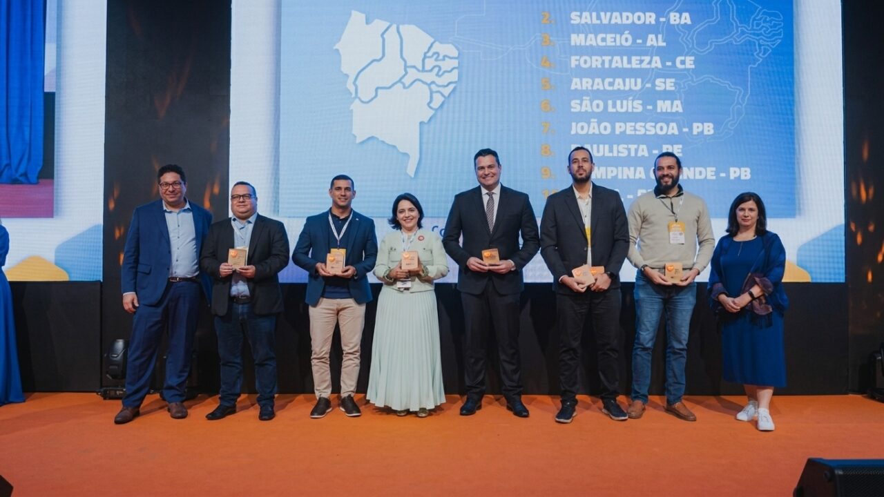 Evento reúne gestores públicos e líderes privados para discutir o futuro das cidades brasileiras